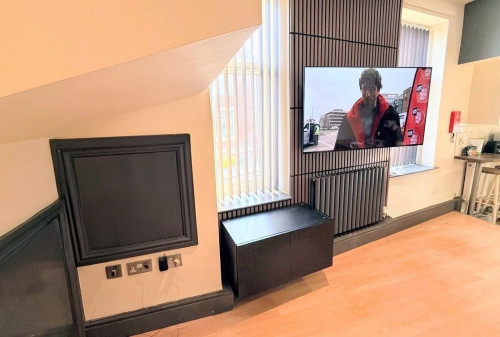 Media Wall with 55 inch TV 75A Junction Road